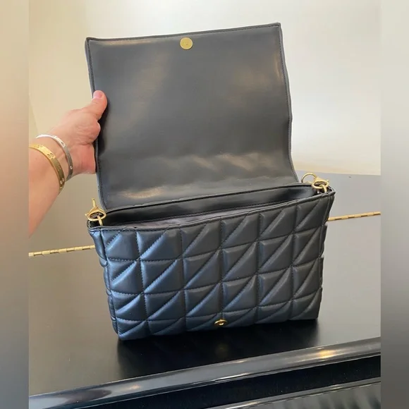 NWT Zara bloggers fav black faux leather quilted chunky chain strap shoulder bag